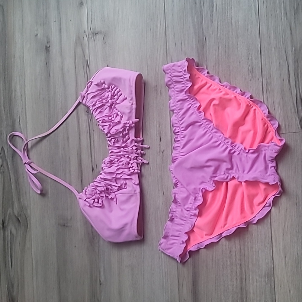 Victoria's Secret Vintage Bikini 👙 Size Medium Purple Color